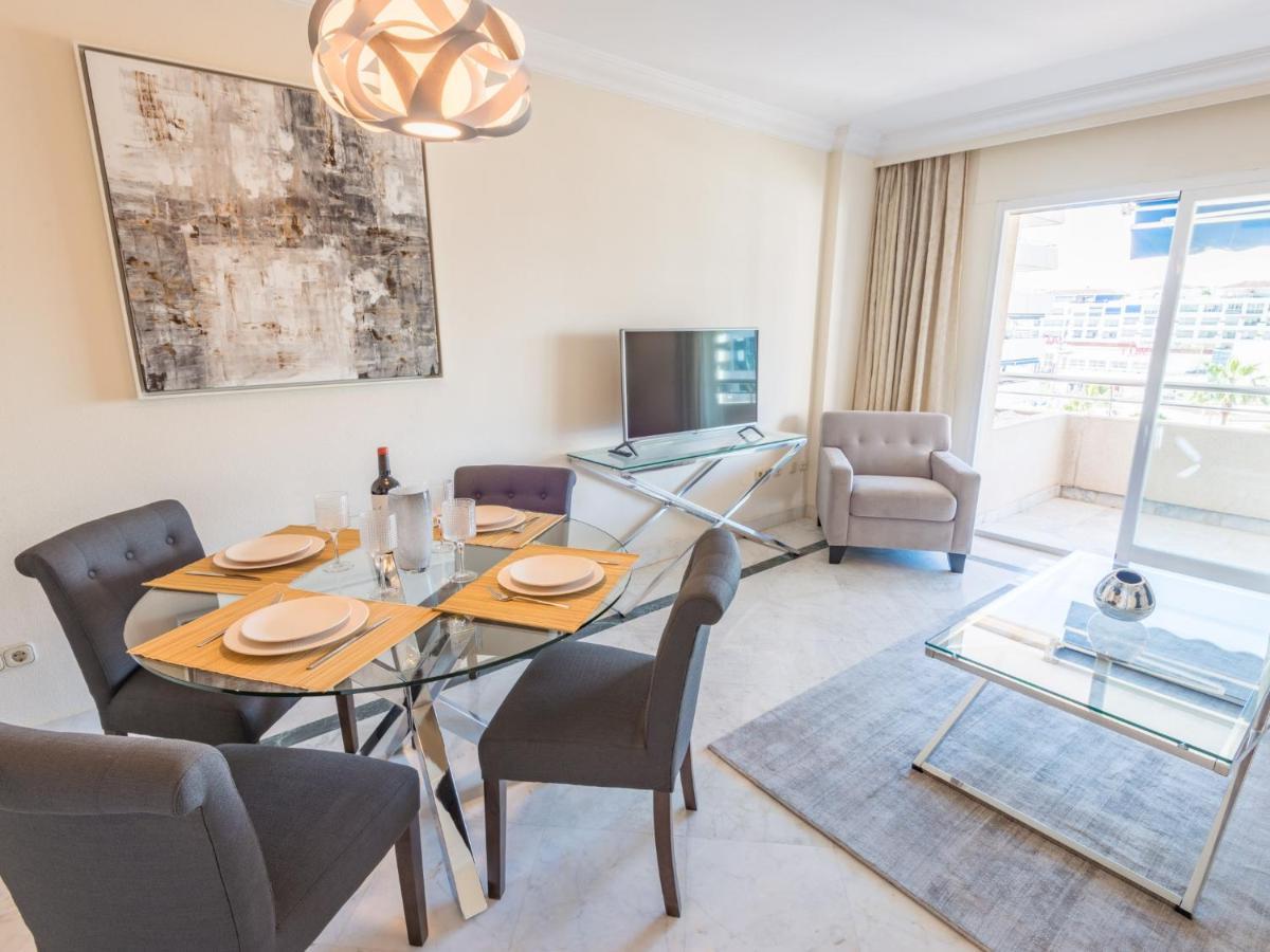 Vacation I Puerto Banus Renovated Apt Wifi Gym Paddle Apartamento *