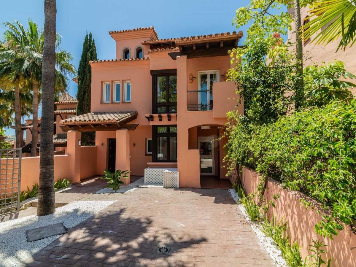 Vacation I El Calvario Villa, Cinema, Pool, Andalusian Garden, Top Location In Old Town * Marbella