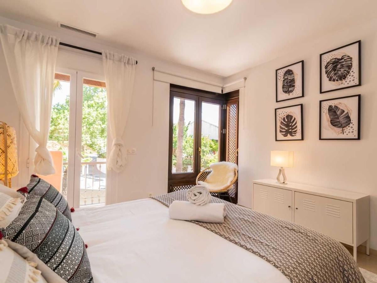 Villa Vacation I El Calvario Villa, Cinema, Pool, Andalusian Garden, Top Location In Old Town *