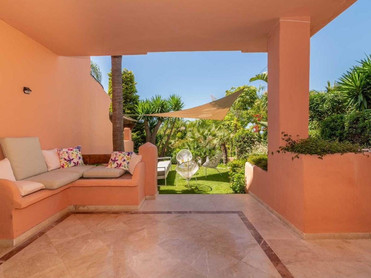 Vacation I El Calvario Villa, Cinema, Pool, Andalusian Garden, Top Location In Old Town Villa *