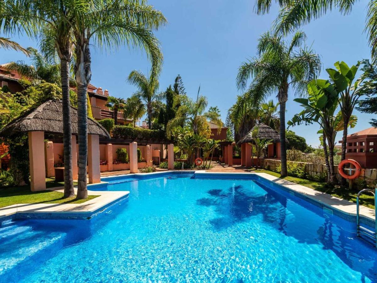 Vacation I El Calvario Villa, Cinema, Pool, Andalusian Garden, Top Location In Old Town Marbella