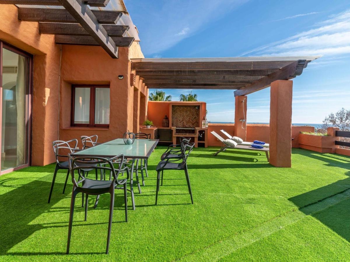La Alzambra Peaceful Hideaway With Sea Views *
