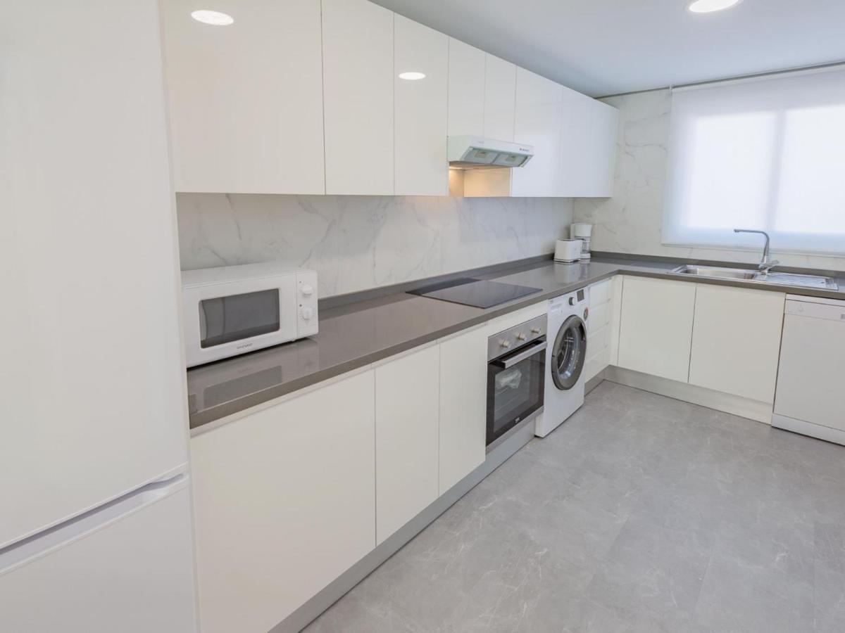 Apartamento Vacation Los Pinos: Elegant Golf Retreat Near Puerto Banus Marbella