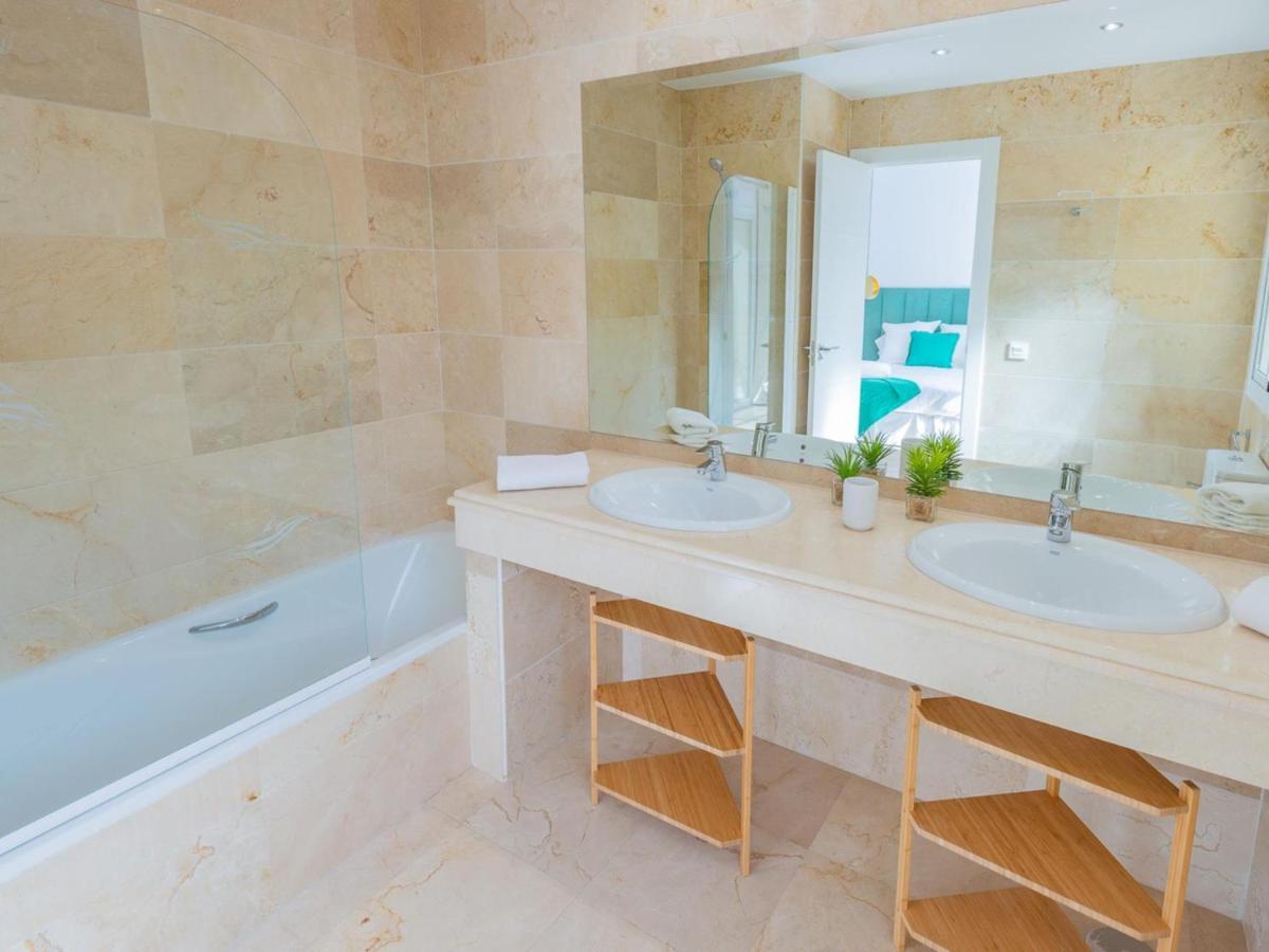 Vacation Los Pinos: Elegant Golf Retreat Near Puerto Banus Apartamento *