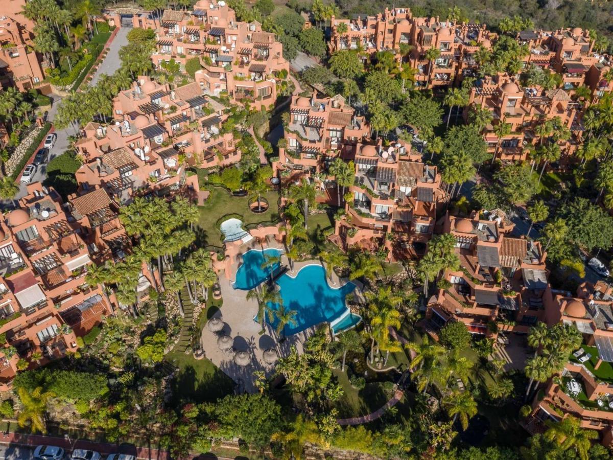 La Alzambra Peaceful Hideaway With Sea Views Marbella