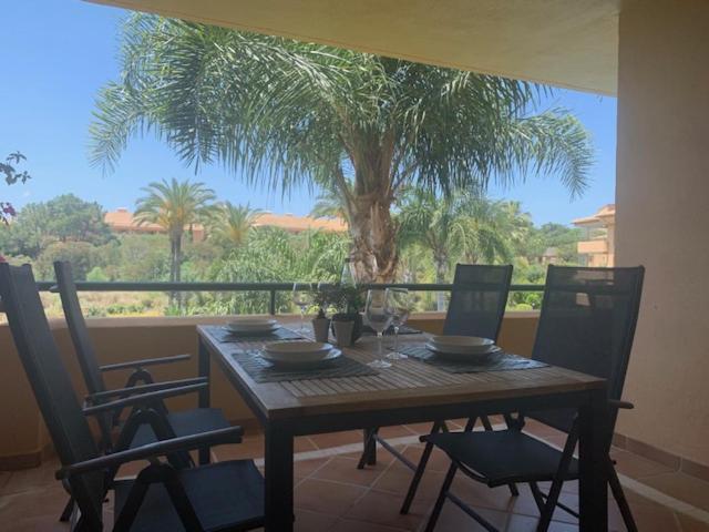 Golf & .apto 2 Bedroom Santa Maria Golf *