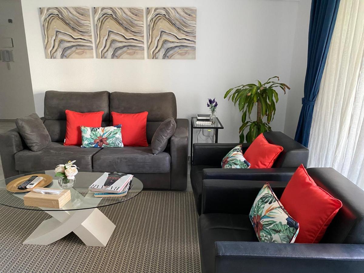Parque Alameda Apartment *