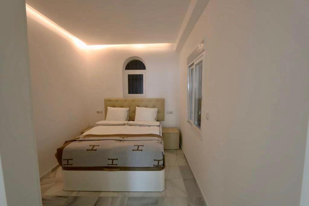 First Line Puerto Banus Harbour, 3 Bedroom Luxury Apartment,
