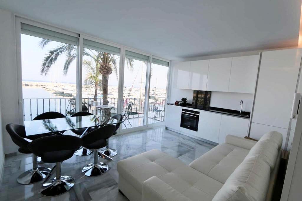 Appartement First Line Puerto Banus Harbour, 3 Bedroom Luxury Apartment,