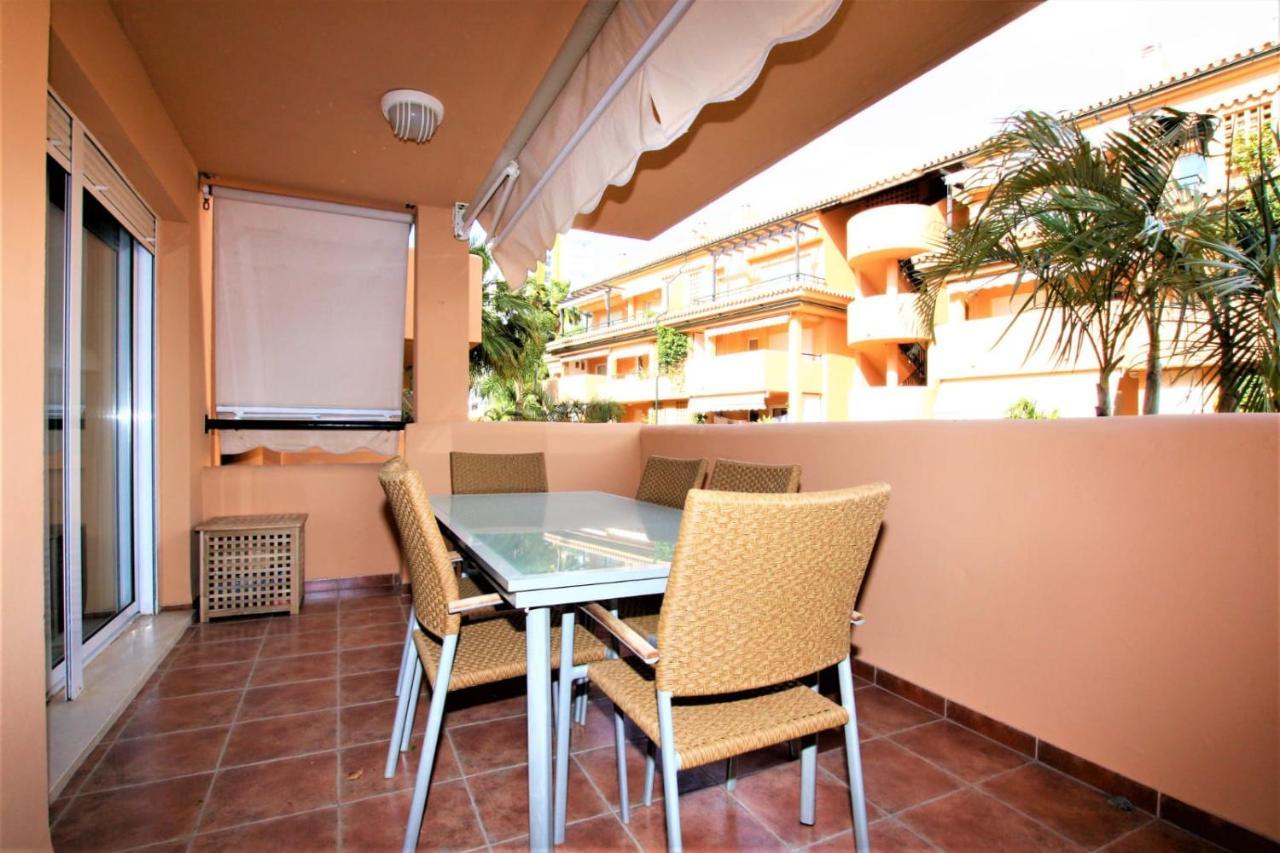 Beachfront La Jacaranda Apartment *