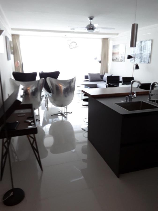 136 A First Line Sleeps 6 * Marbella