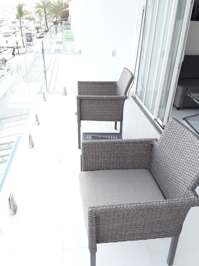 Appartement Front Port Line Sleeps 6 *