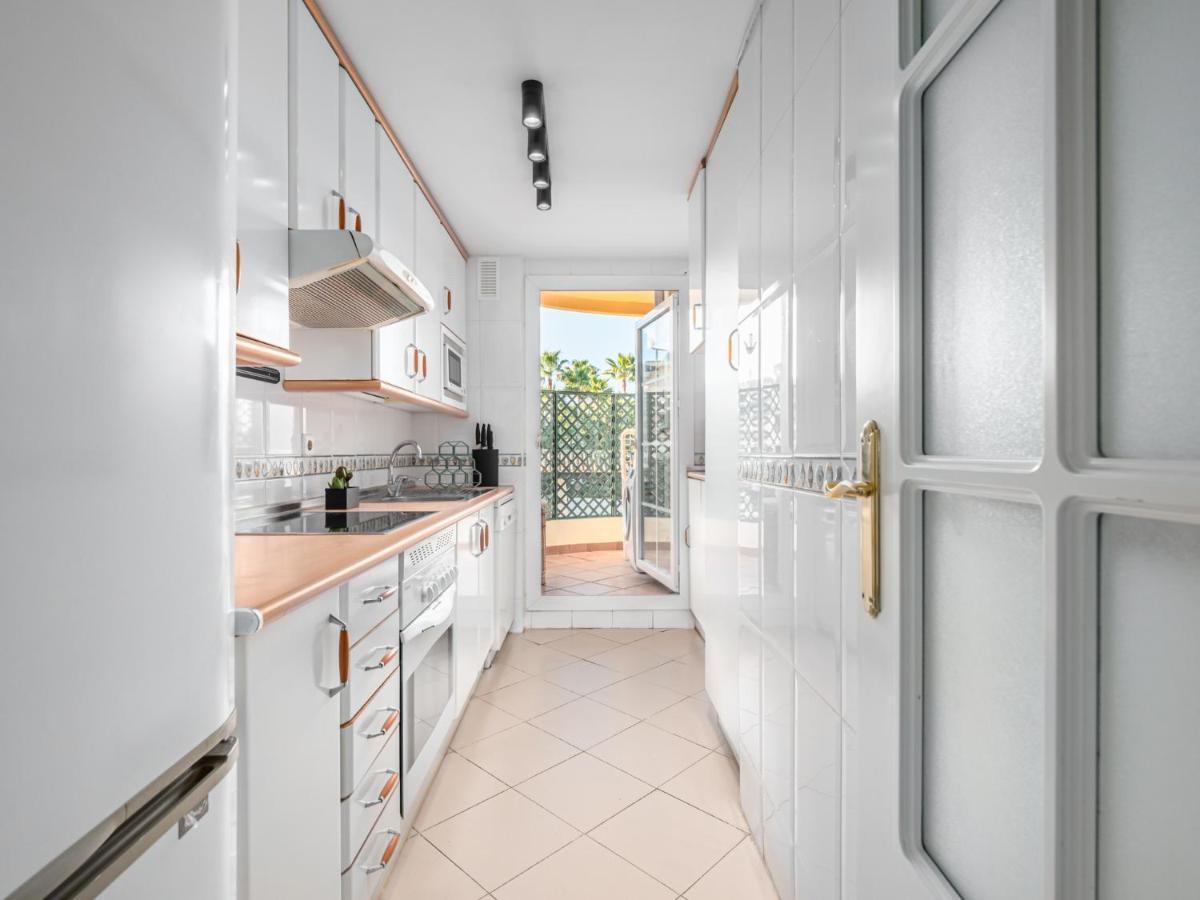 Beautiful 2 Bed With Amazing Views - Rdr203 Marbella