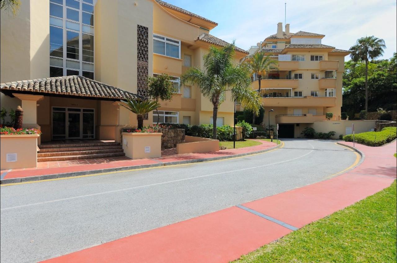 Apartment Elviria Hills Marbella
