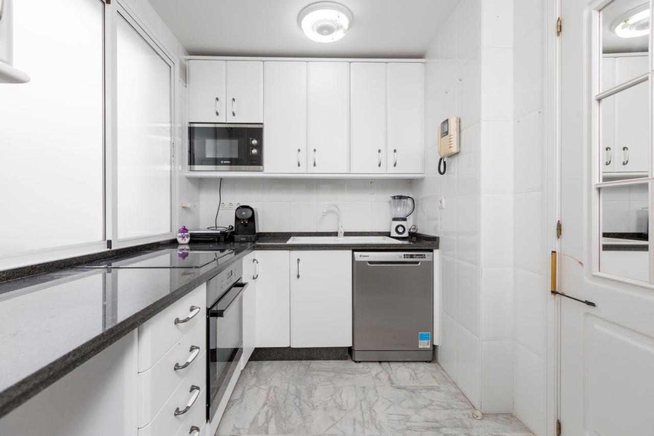 4 Bedroom In Puerto Banus 150 Meters From The Apartment *