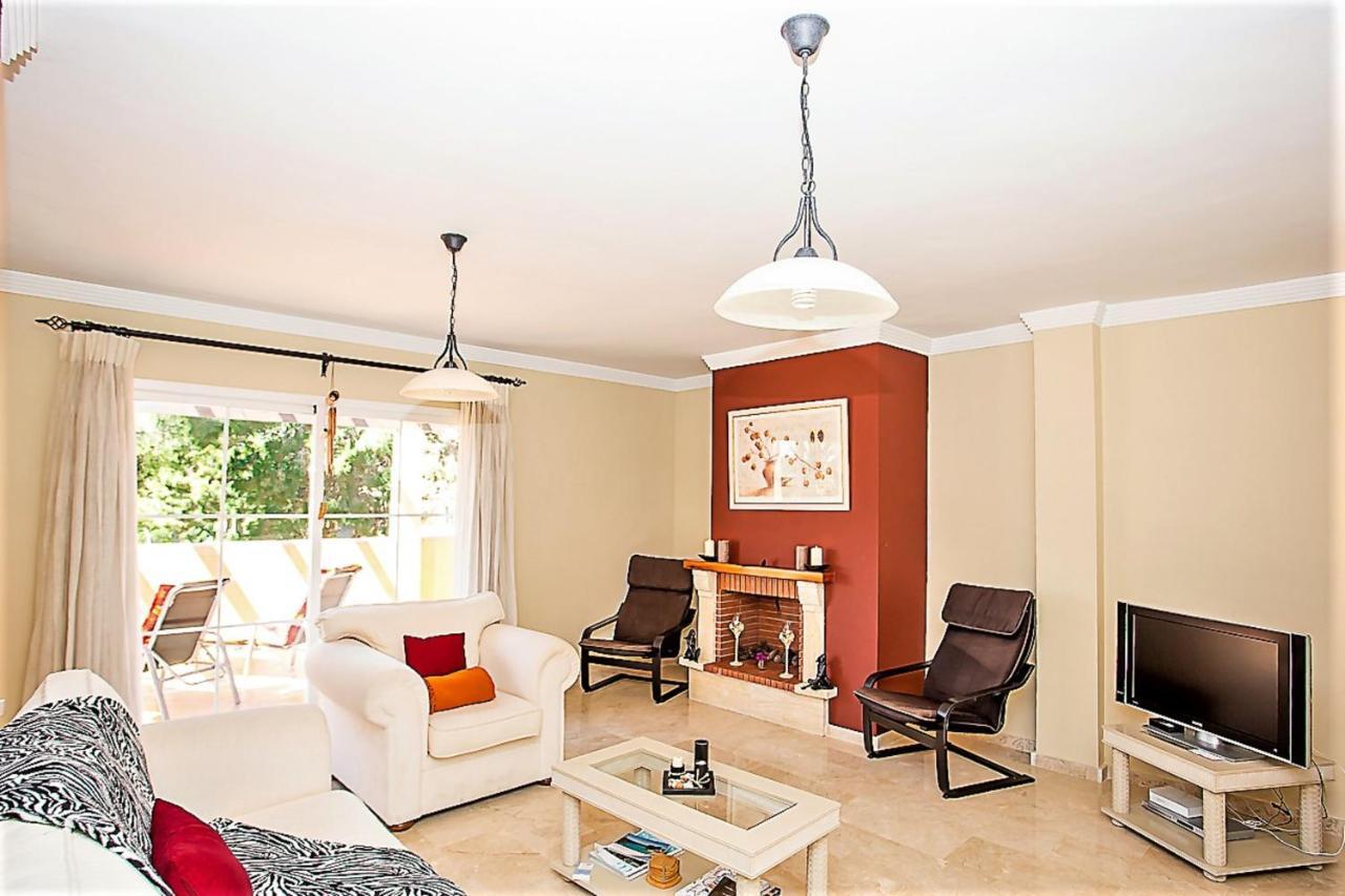 R5 Penthouse In Elviria *