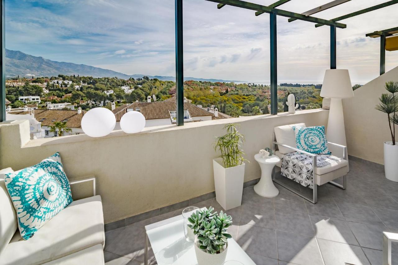 Sad-spacious 2 Bedroom Duplex Puerto Banus Apartment *
