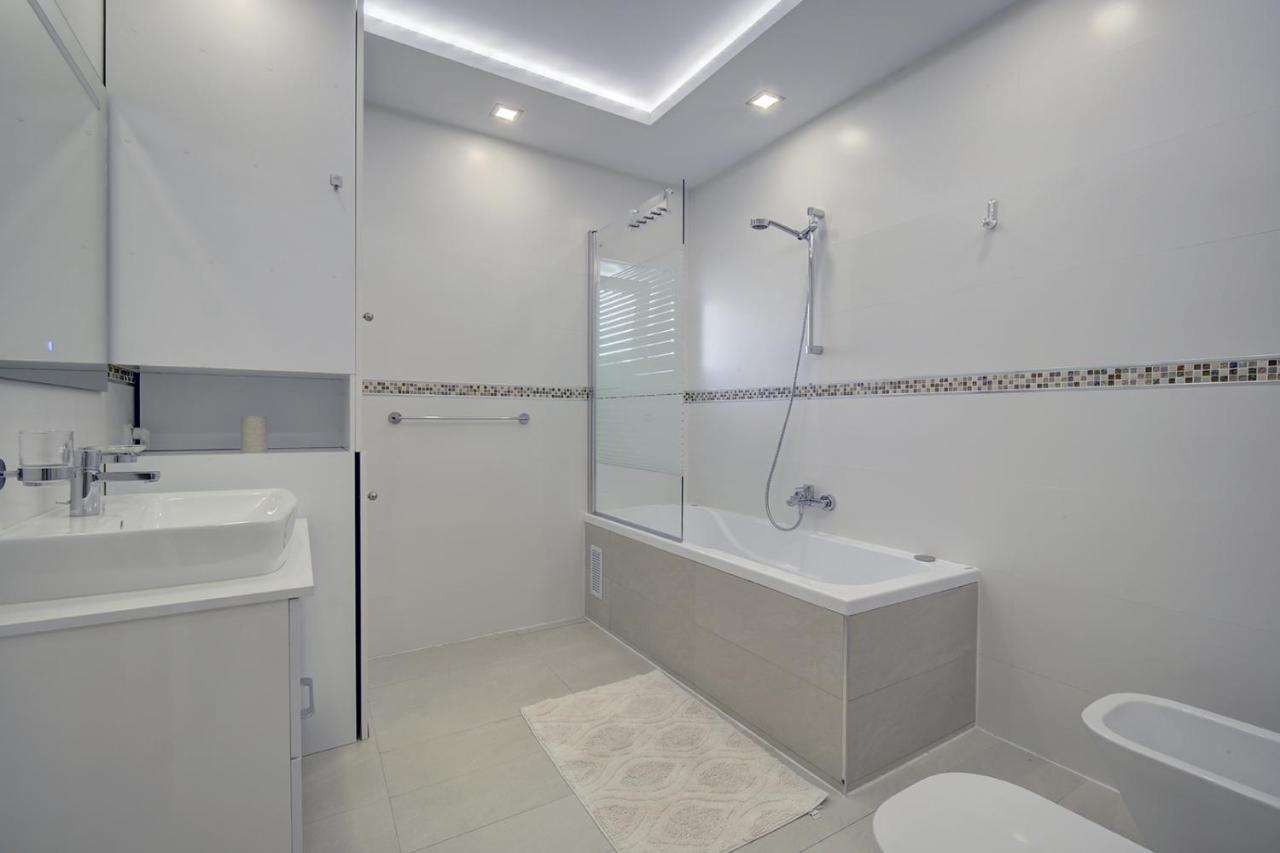 Westminster Puerto Banus Marina Marbella