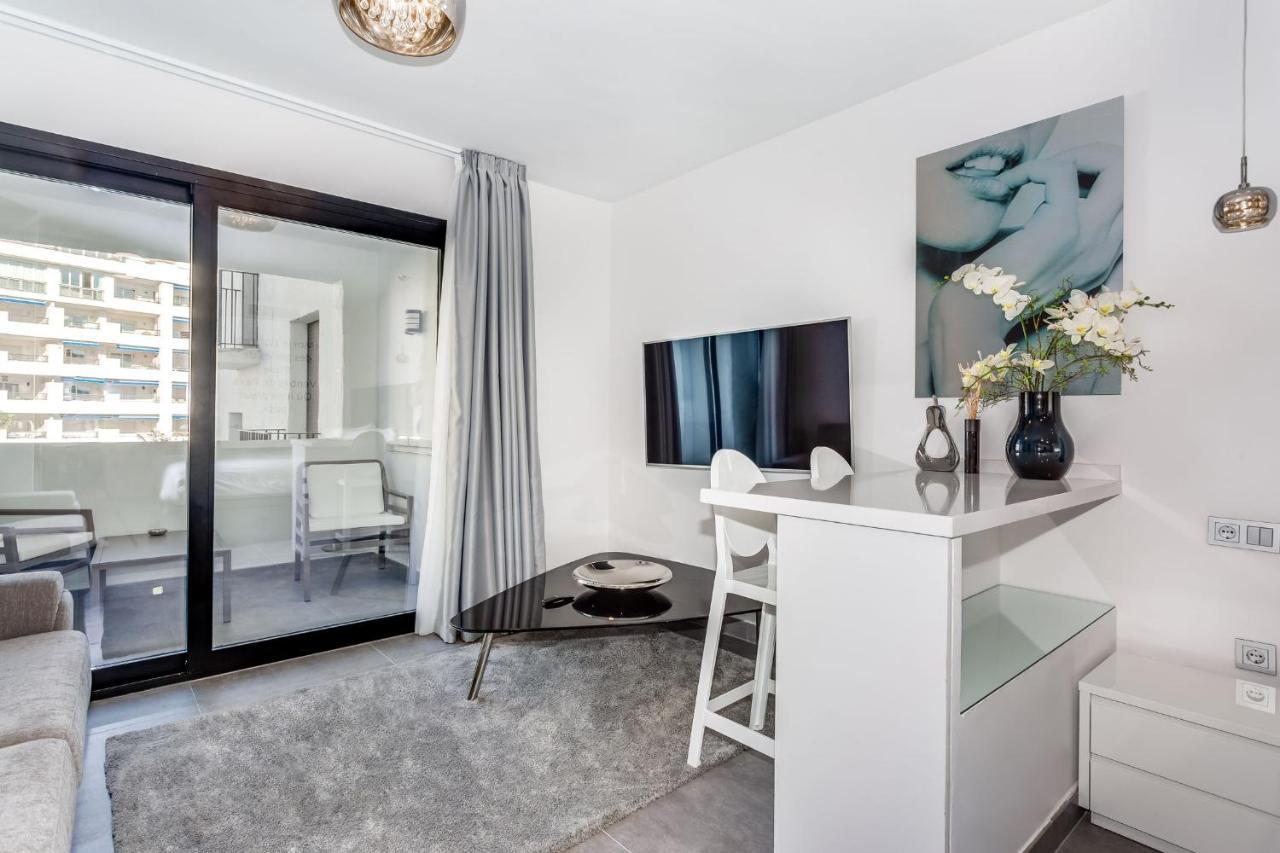By Riva - Cozy, Contemporary In Puerto Banus Gardens Apartamento *