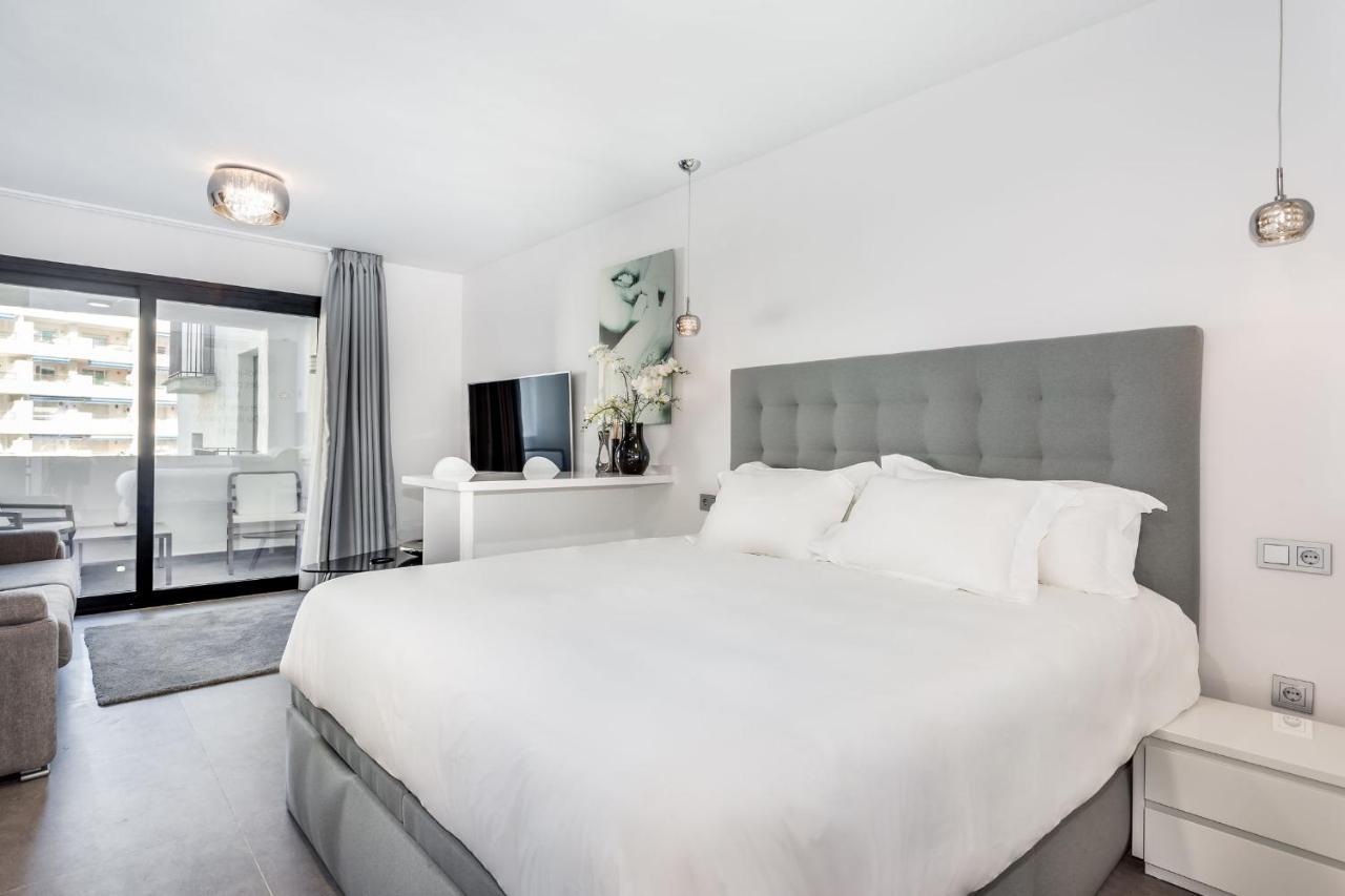By Riva - Cozy, Contemporary In Puerto Banus Gardens *