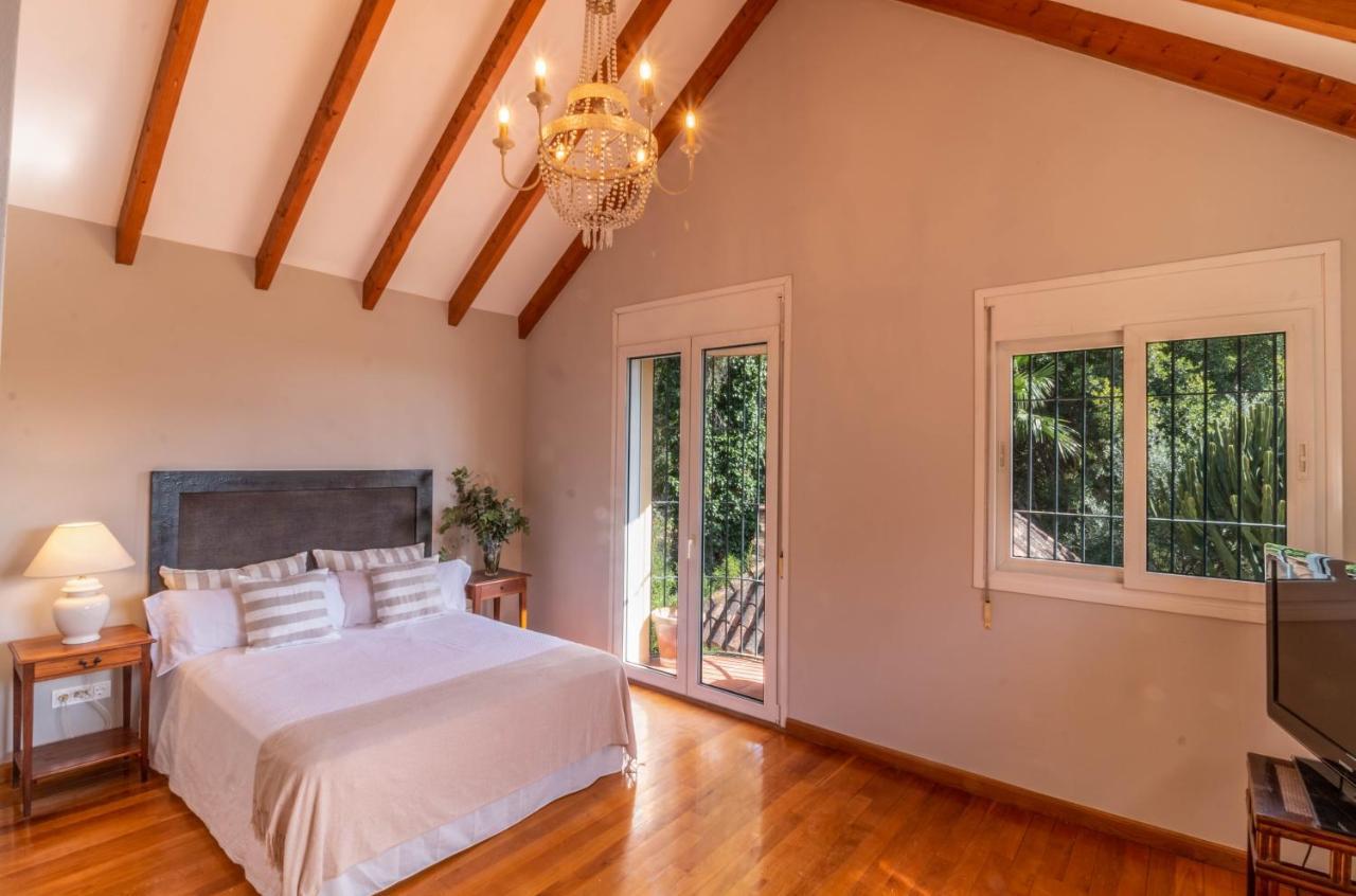 In Great Location Villa *