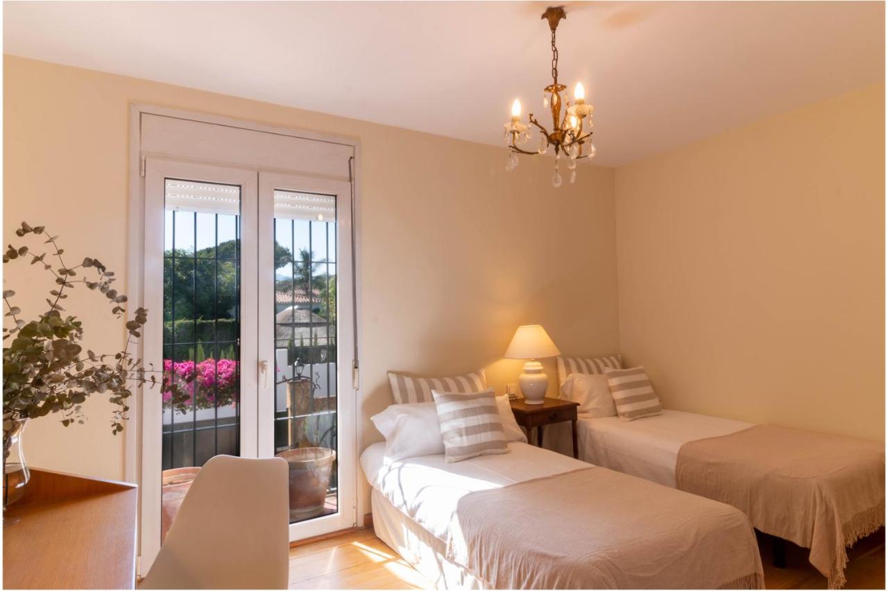 In Great Location Villa Marbella