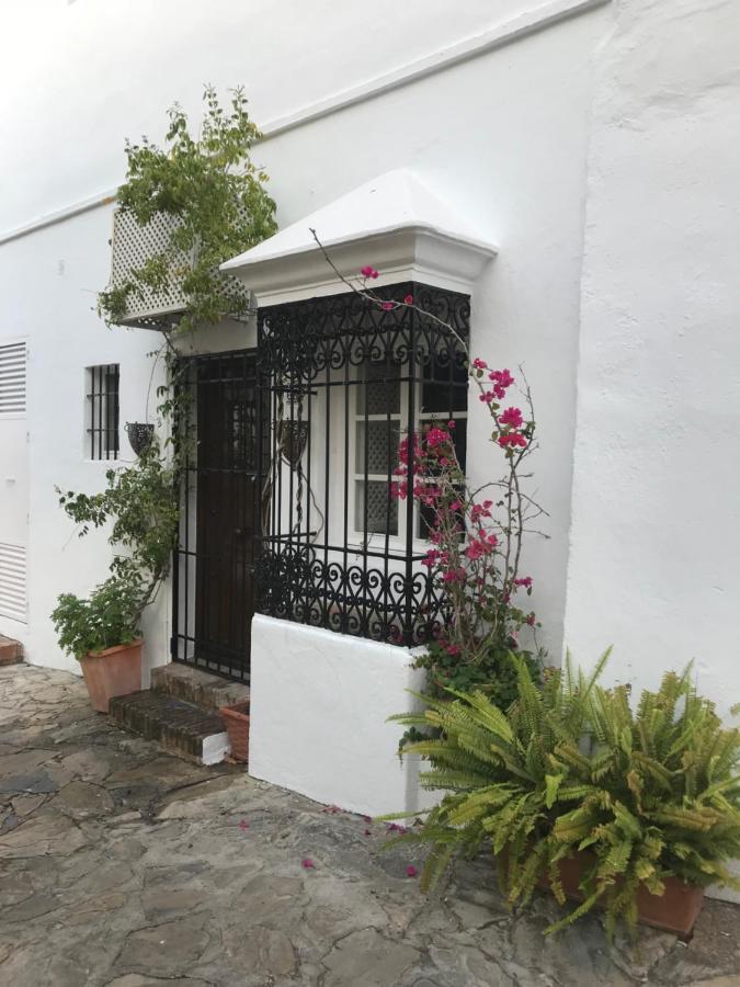 Lovely In Close To Puente Appartement *