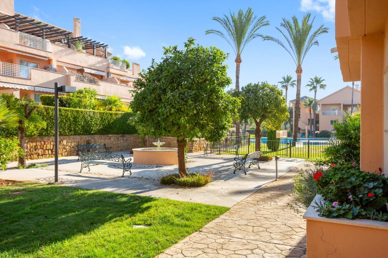Apartamento Beautiful With Big Terrace And Access To 3 Pools Elviria Marbella
