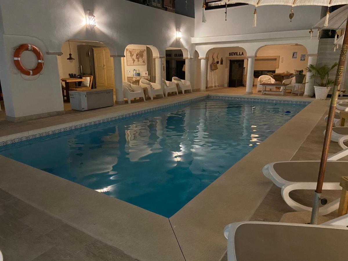 Casa Holandaluzas Near Beach, With Salt Water Pool And Private Parking