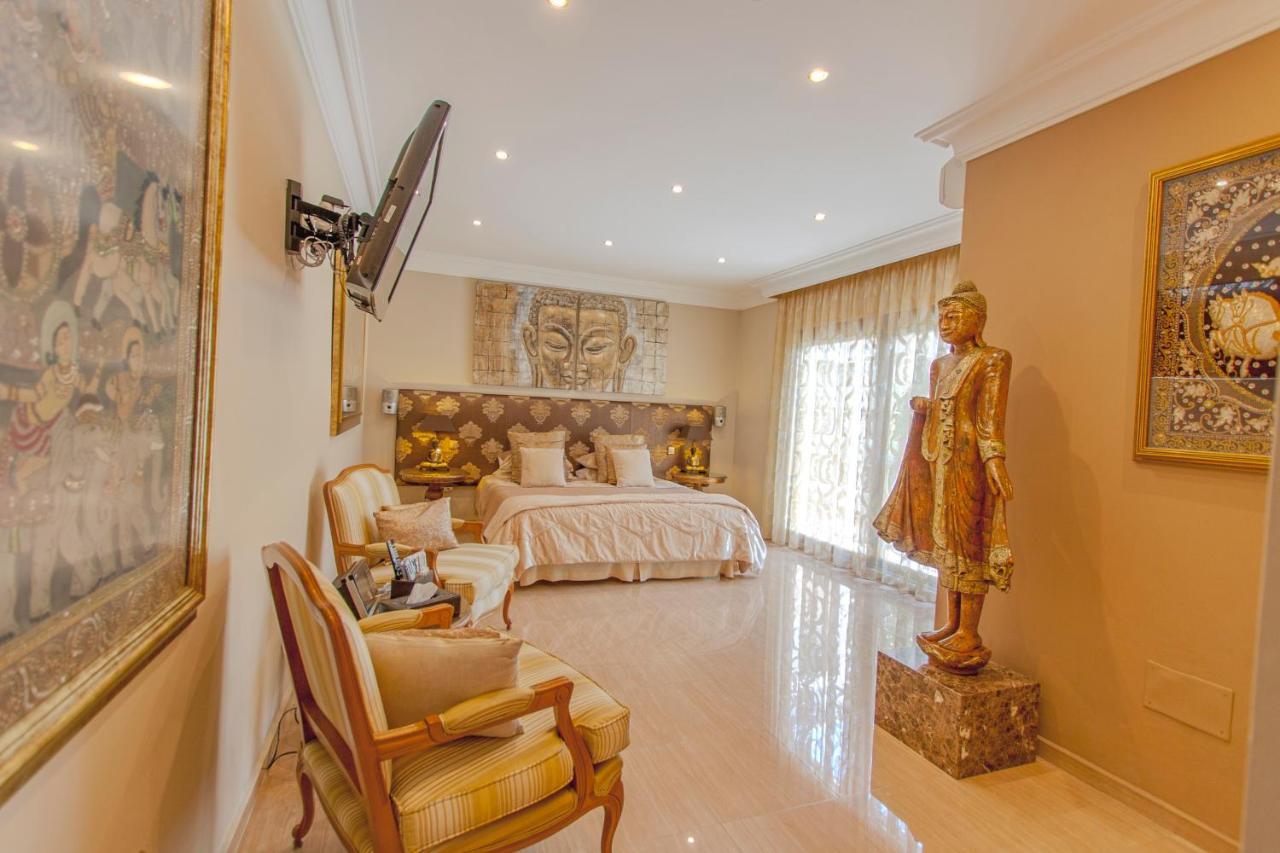 Turrion Villa *