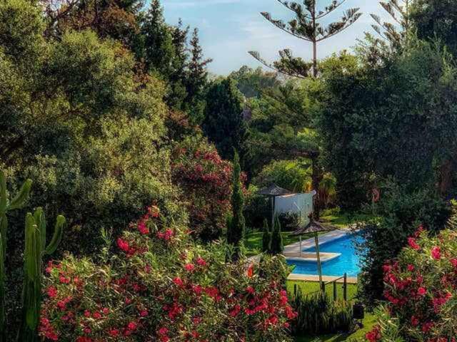 Luxury Apartm Brand Newswimming Poolgolf *