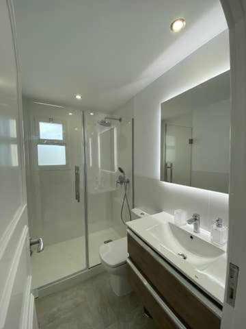 Luxury Apartm Brand Newswimming Poolgolf