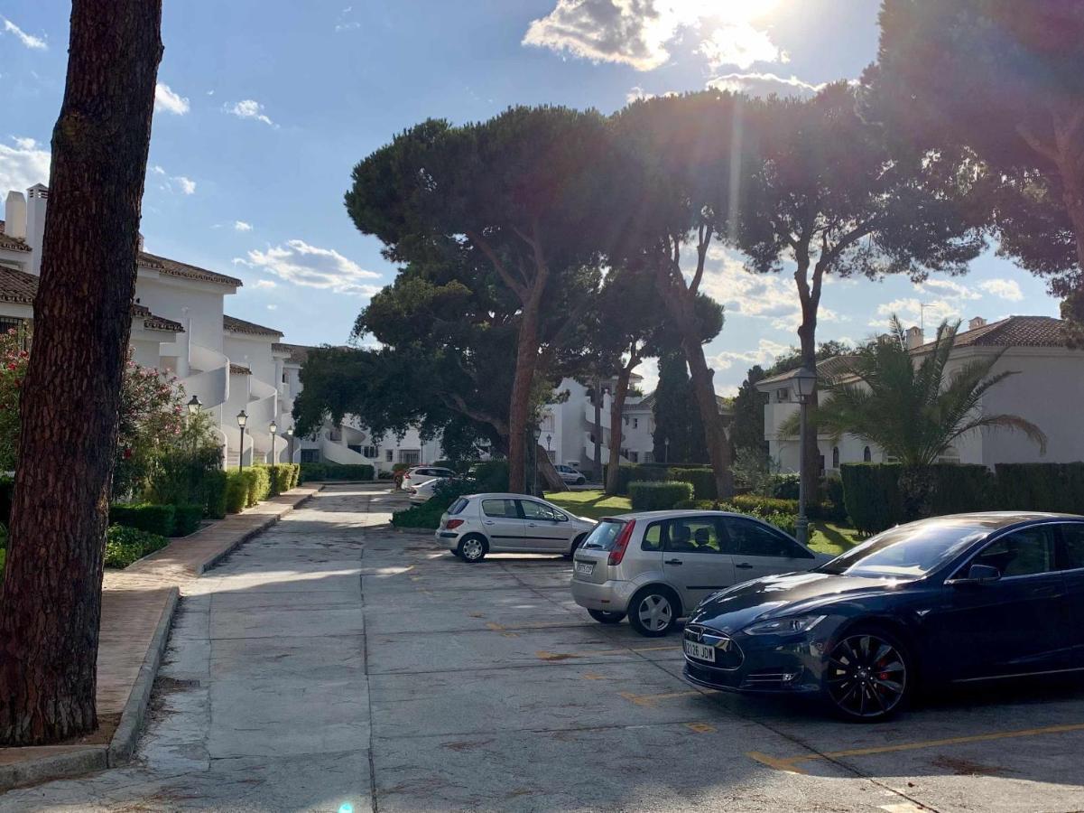 Luxury Apartm Brand Newswimming Poolgolf Apartment Marbella