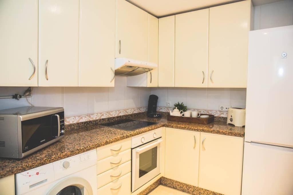 Apartment Espacioso En Guadalmina - *