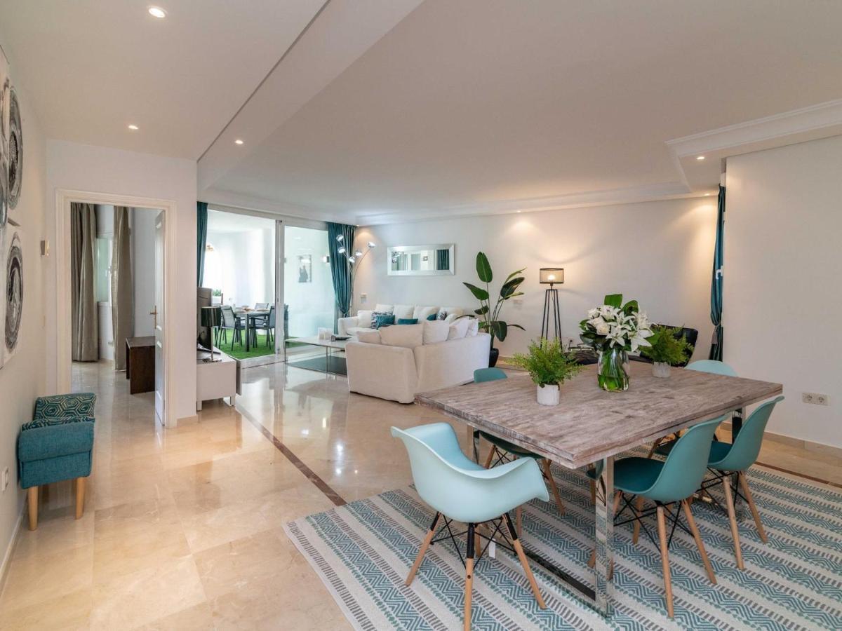 Apartment Vacation I Jardines De Ventura Del Mar, Walk To Puerto Banus Marina, A Minute From The Beach, Groundfloor, Family Friendly And Pool Marbella