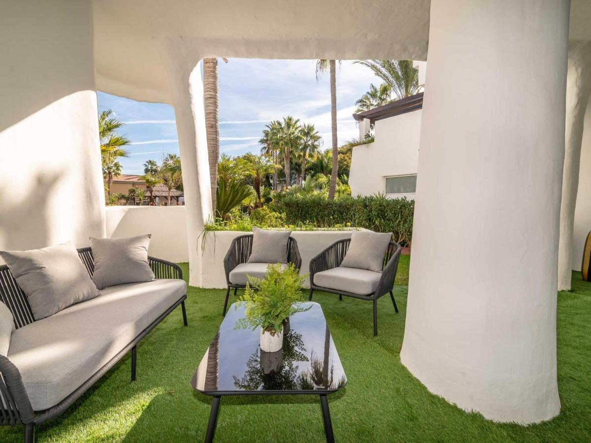 Vacation I Jardines De Ventura Del Mar, Walk To Puerto Banus Marina, A Minute From The Beach, Groundfloor, Family Friendly And Pool Apartment
