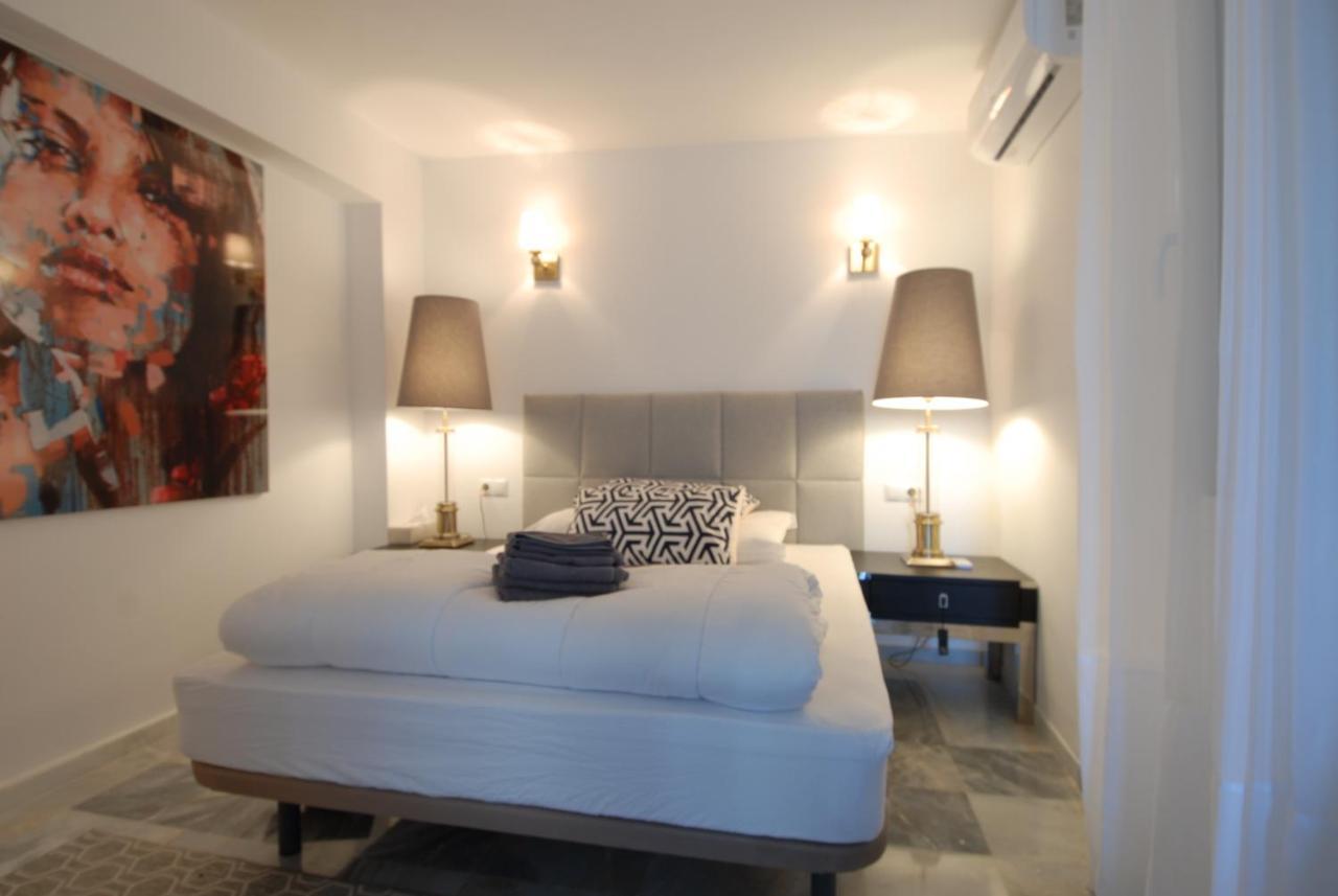 Little Paradise Close To La Sala In Puerto Banus / Quiet Pousada Marbella