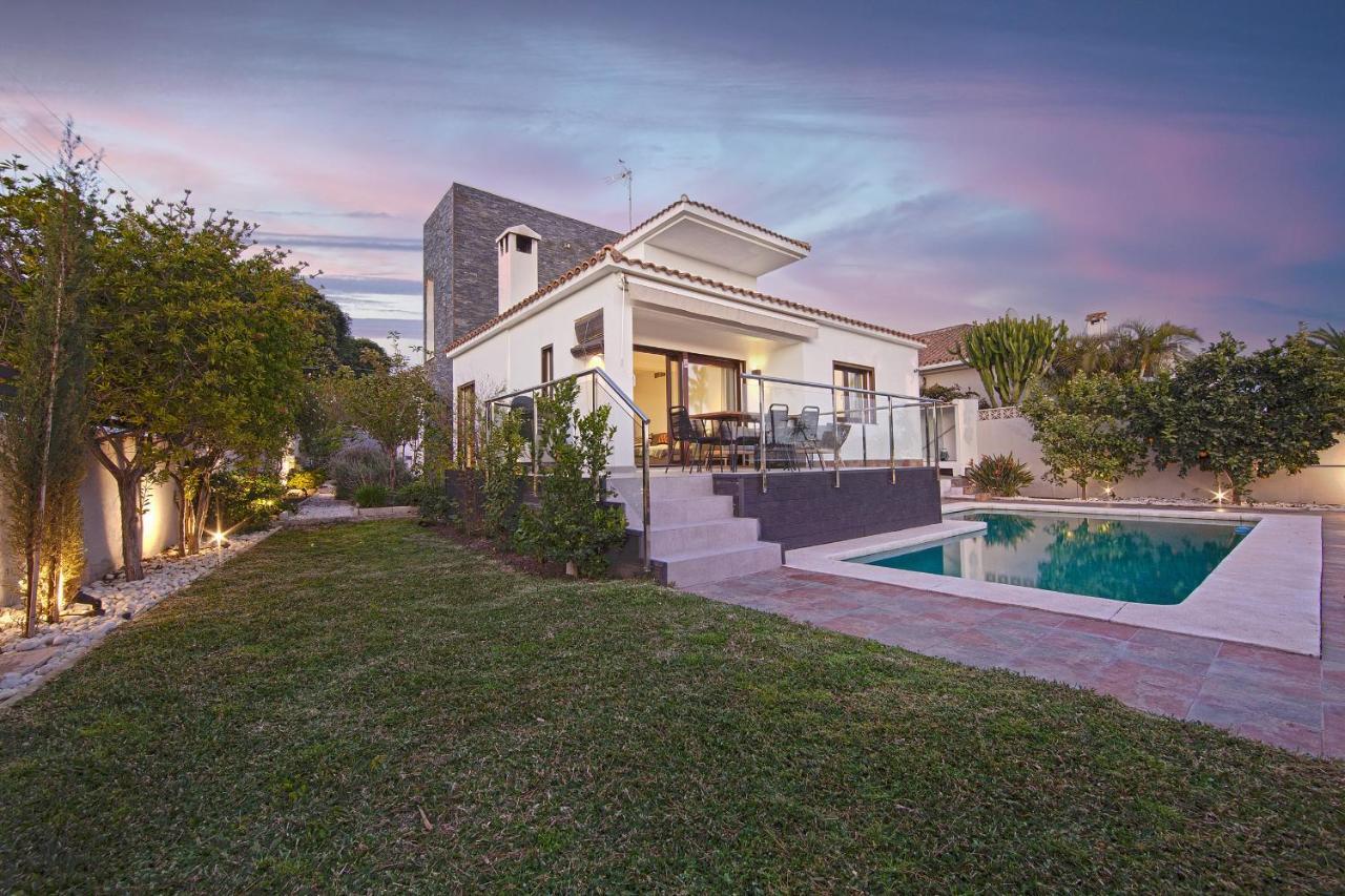 Modern Close To Costabella