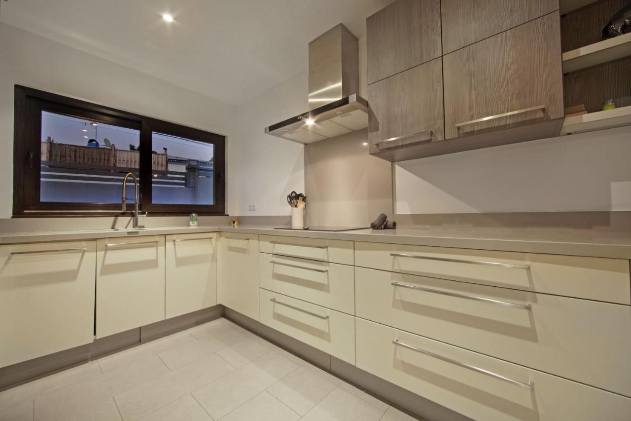 Modern Close To Costabella