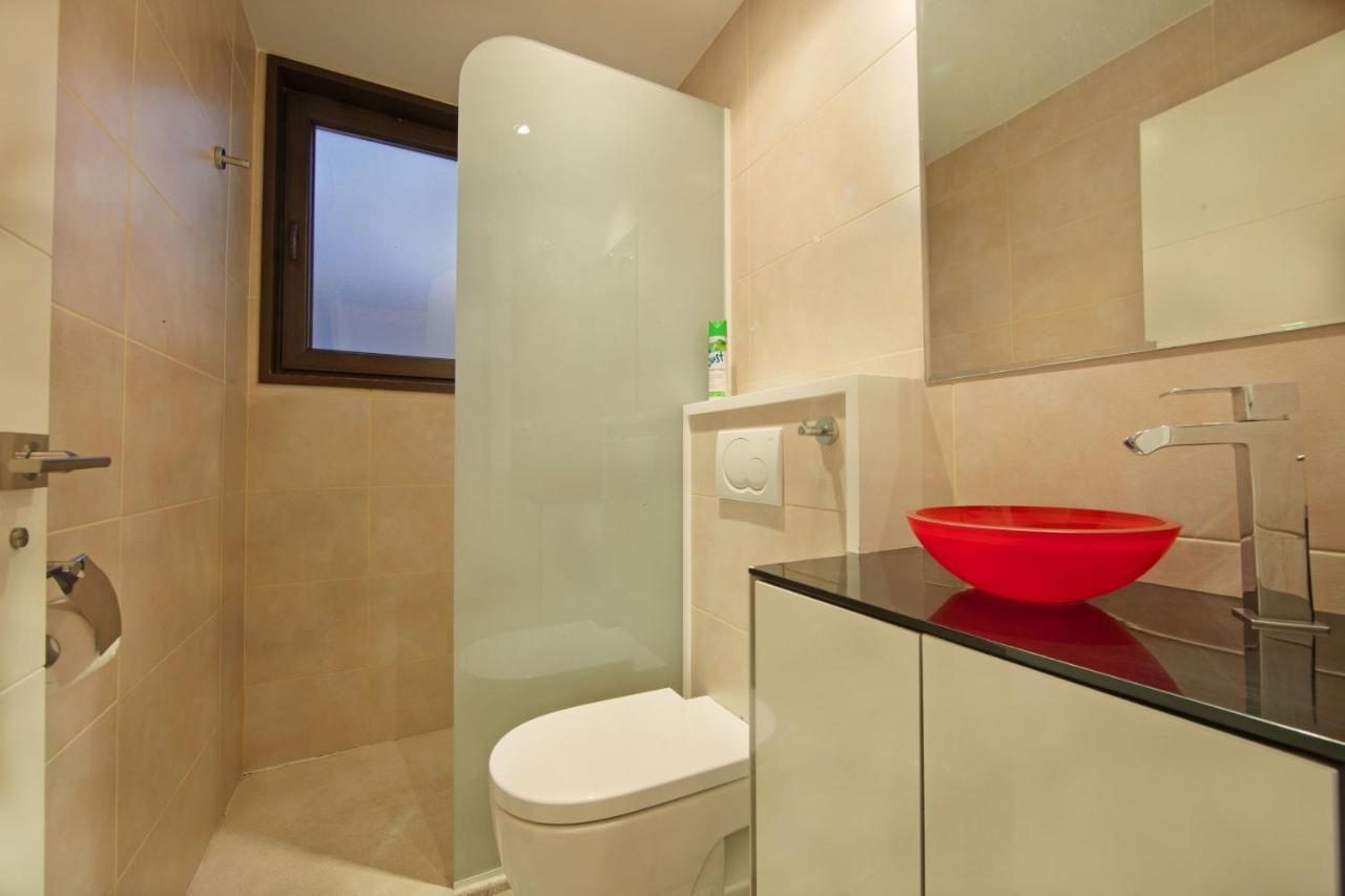 Villa Modern Close To Costabella Marbella