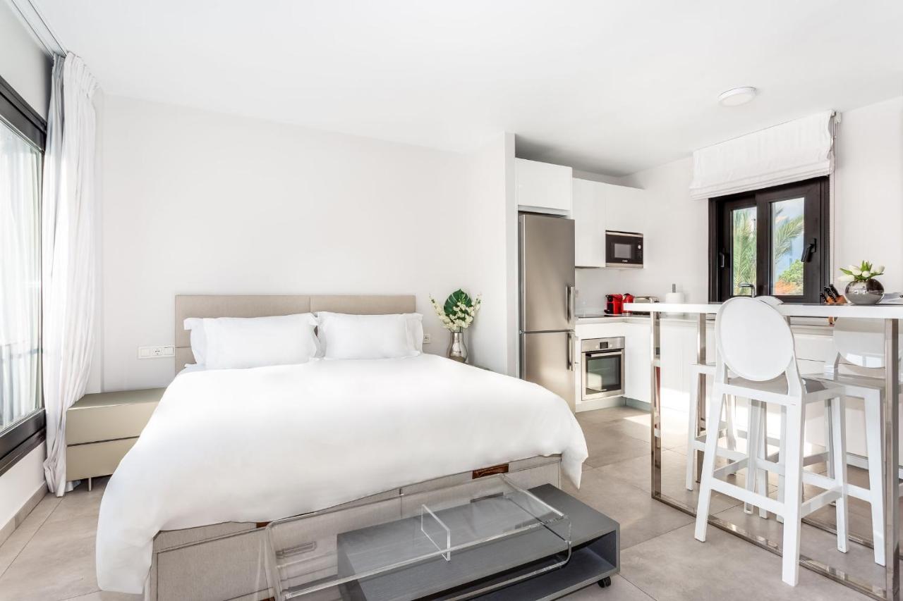 By Riva - Chic, Contemporary In Puerto Banus Gardens