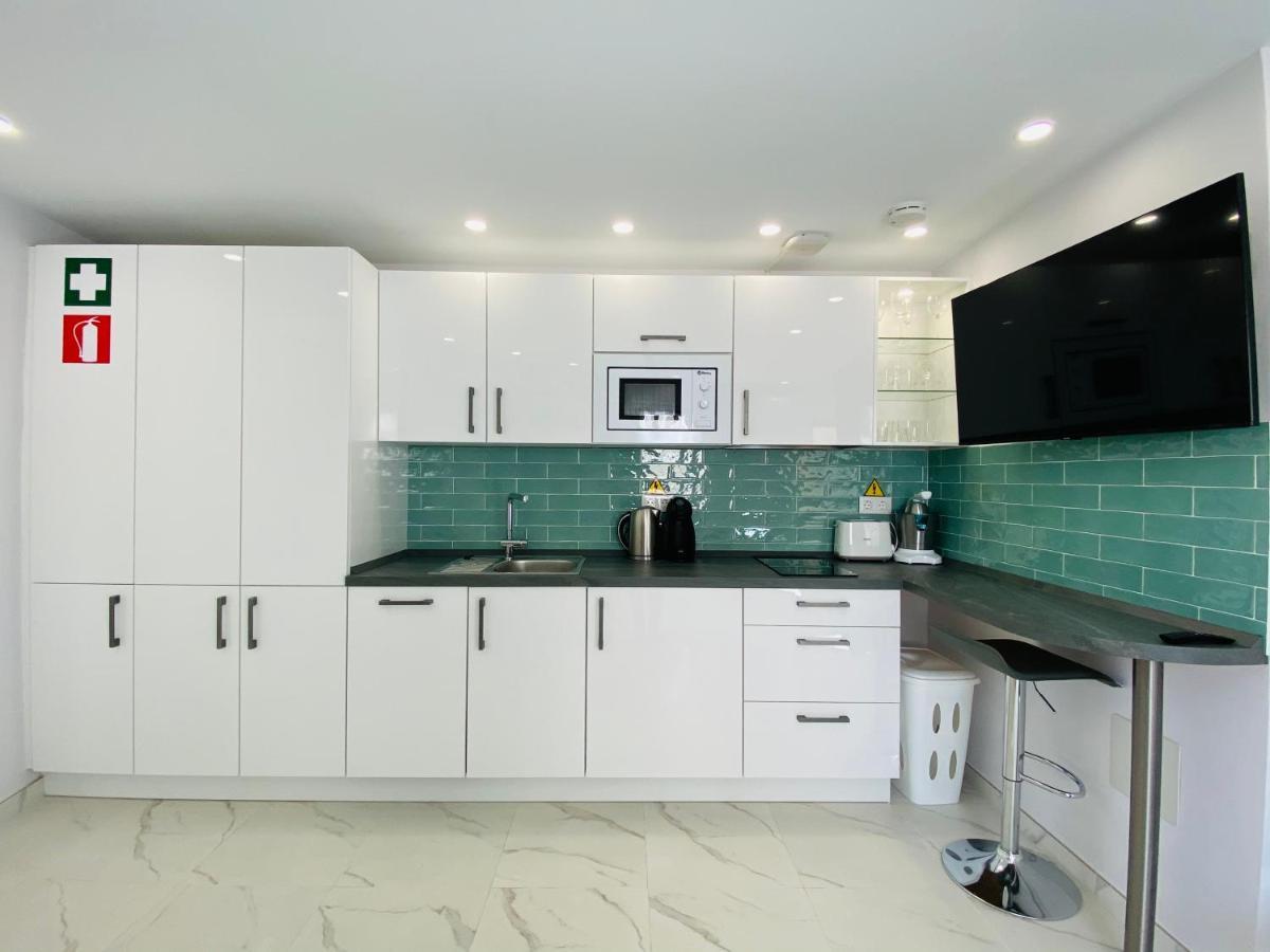 Apartment Studio-near The Beach, Bbq And Seawater Pool Marbella