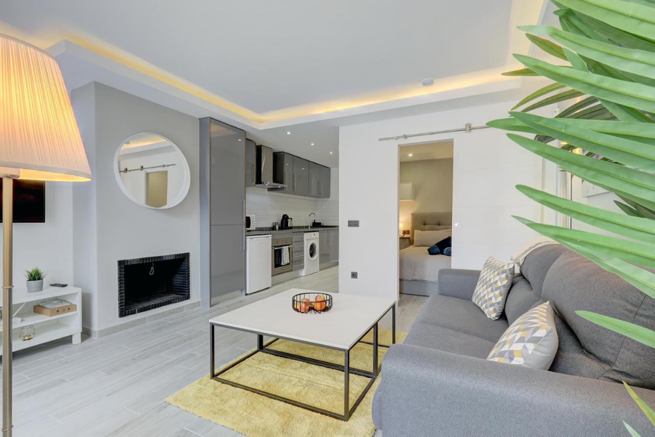 One Bedroom Walking Distance To Puerto Banus