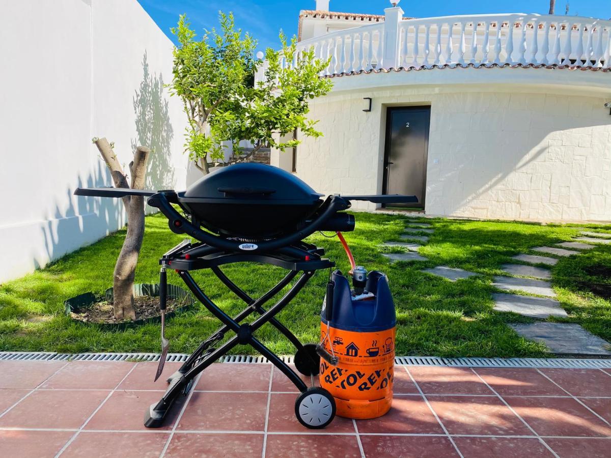 Apartment Studio-near The Beach, Bbq And Seawater Pool Marbella