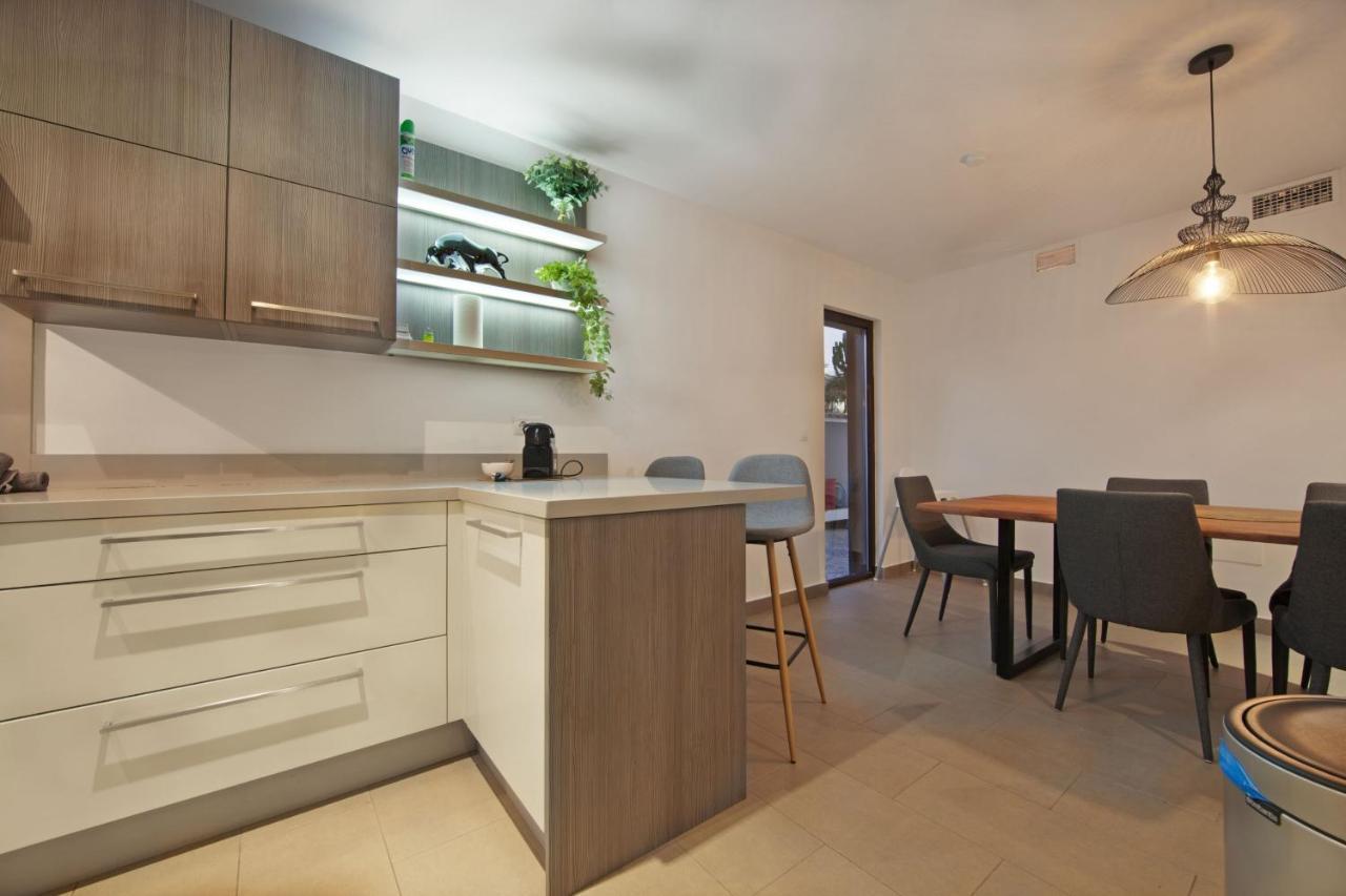 Modern Close To Costabella