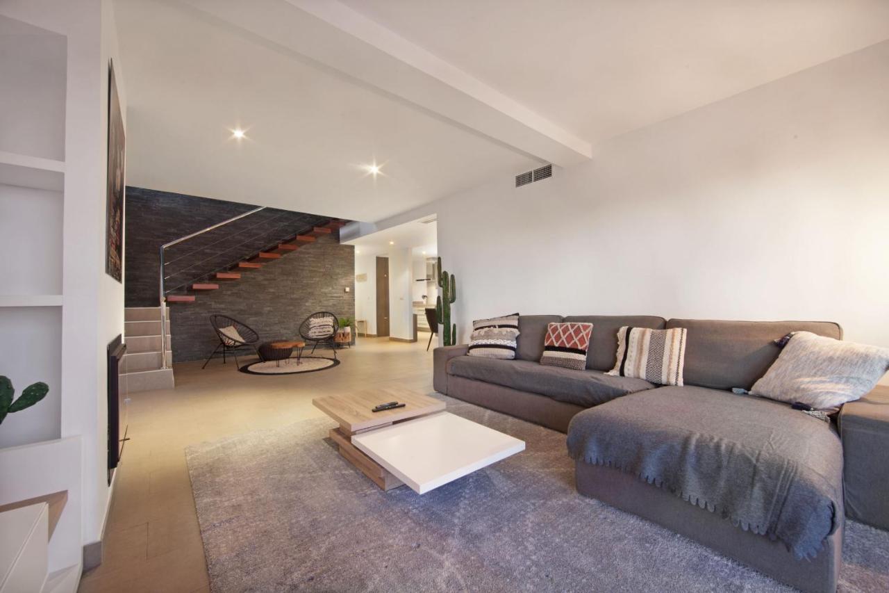 Villa Modern Close To Costabella