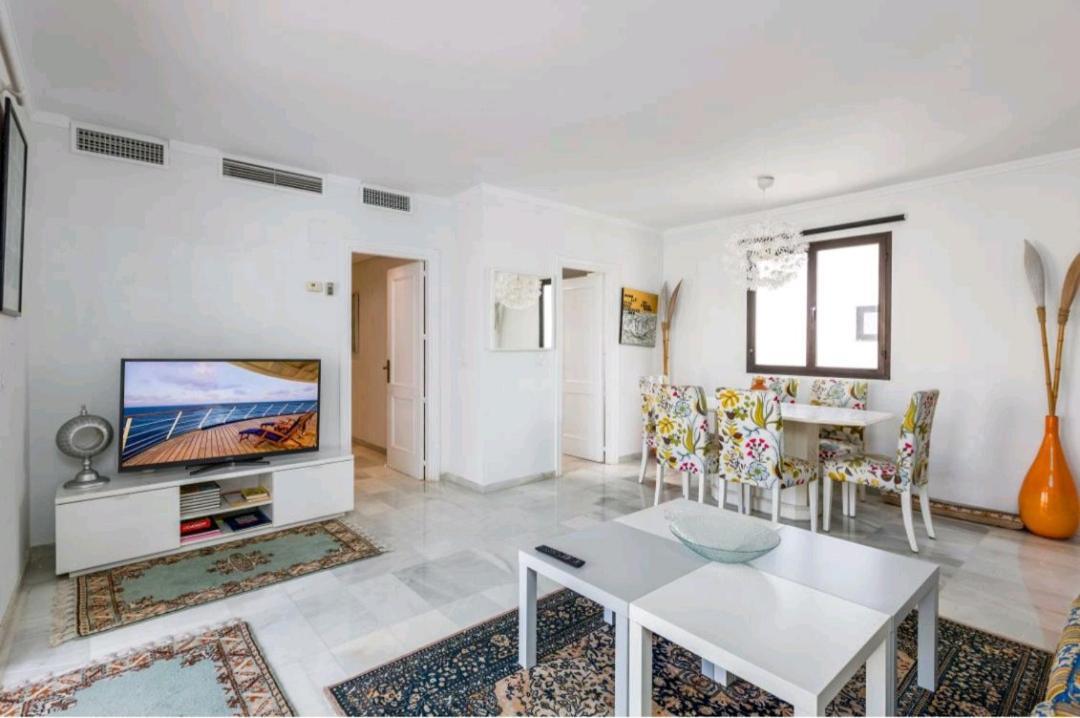 3 Bed Penthouse In The Heart Of Puerto Banus & Pool *