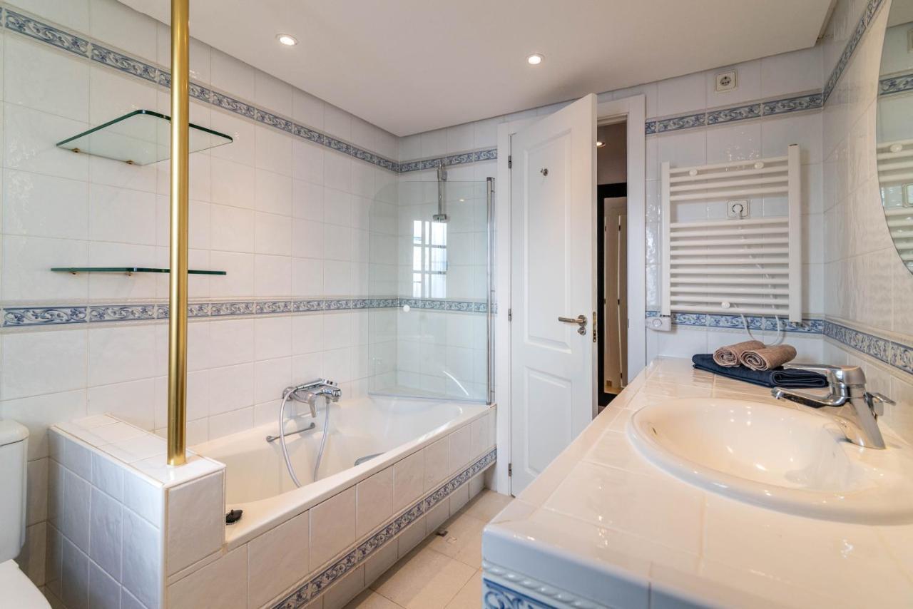 Apartamento Newly Renovated 3 Bedroom Next To Puerto Banús