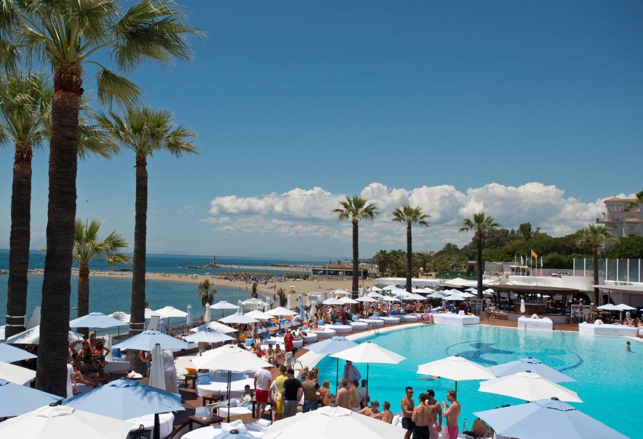 Beachfront Puerto Banus Apartment