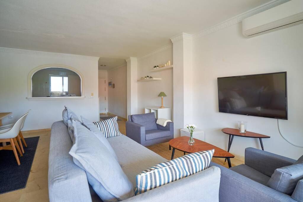 Beautiful -direct Access To The Marbella